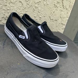Black & White slip on vans (: